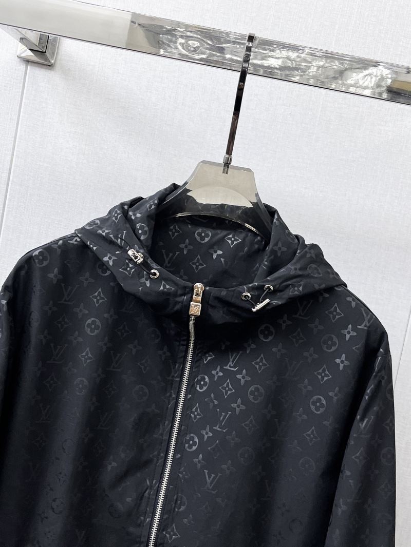 Louis Vuitton Outwear